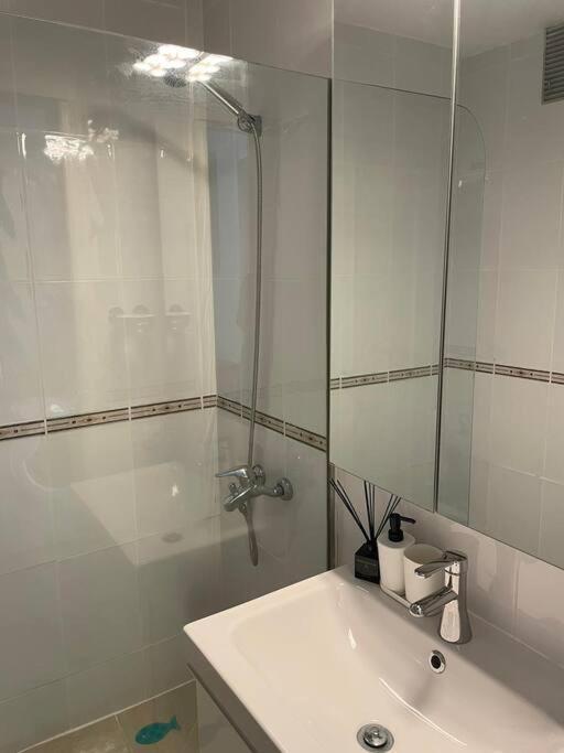 Puskas Apartman コスタ・デ・アンティグア エクステリア 写真